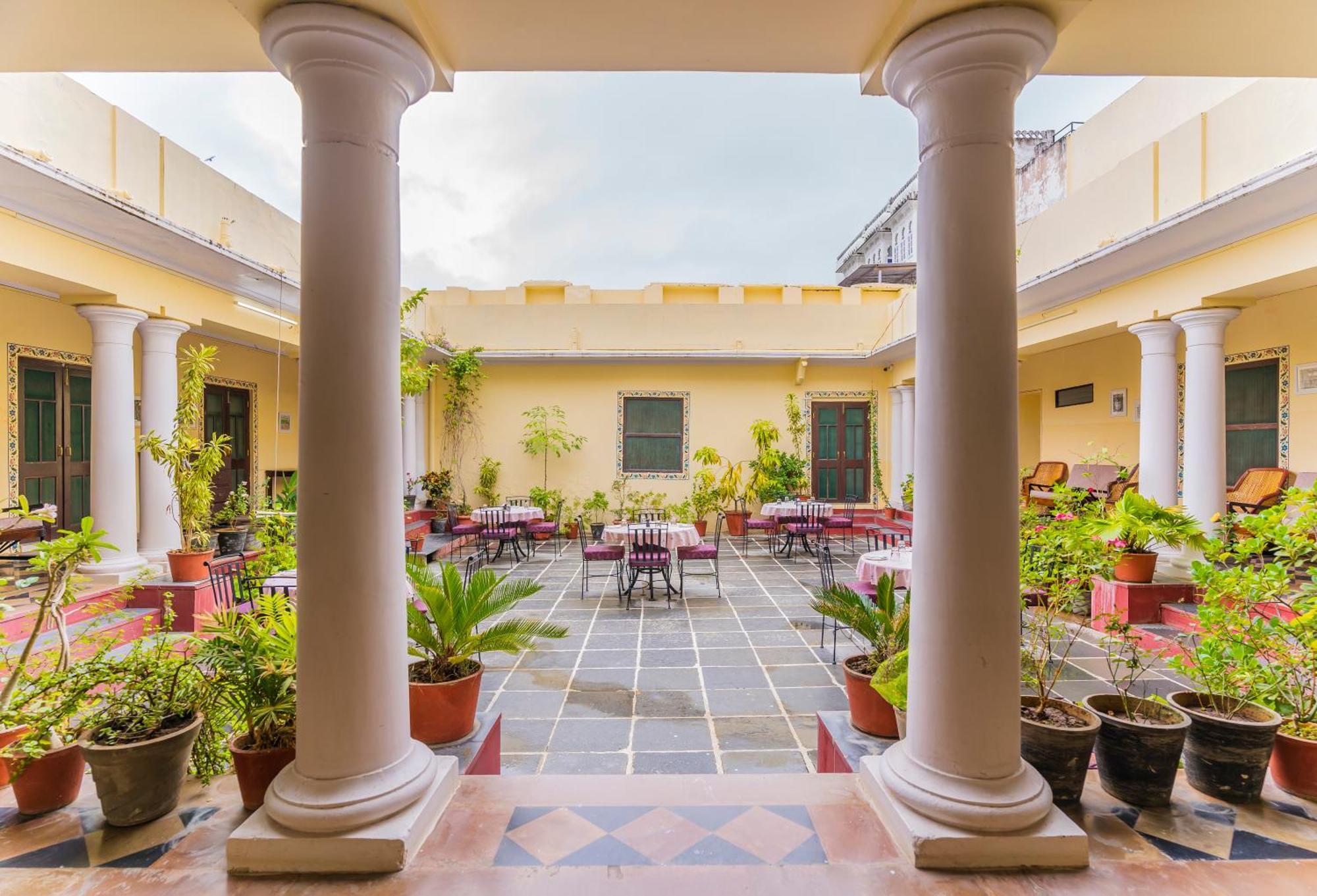 Kalyan Villa Homestay 烏代浦 外观 照片