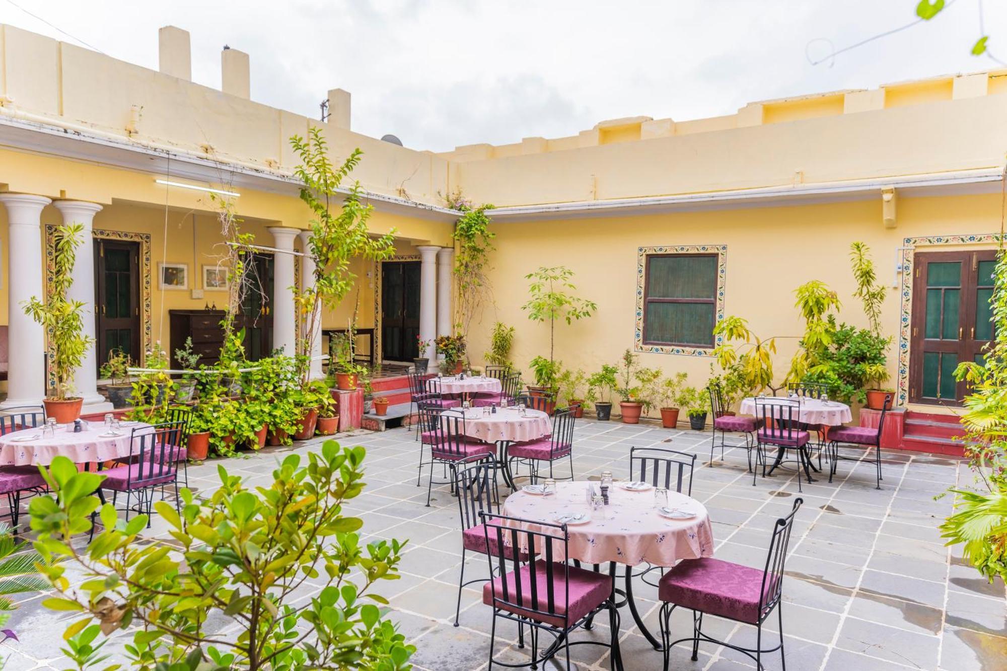 Kalyan Villa Homestay 烏代浦 外观 照片